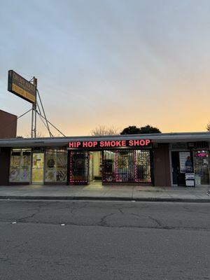 HipHop Smoke Shop