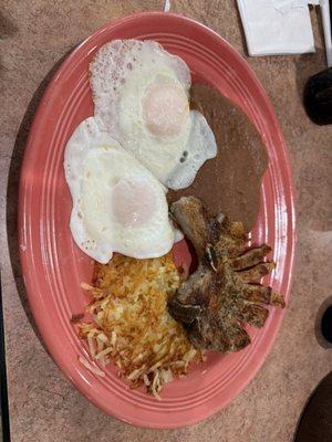 Pork chop con huevos