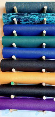 Mats to choose from.. rolled nice :)