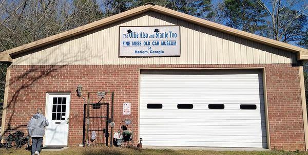 Fine Mess Old Car Museum