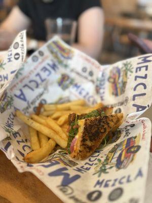 Mezclá Colombian Eats