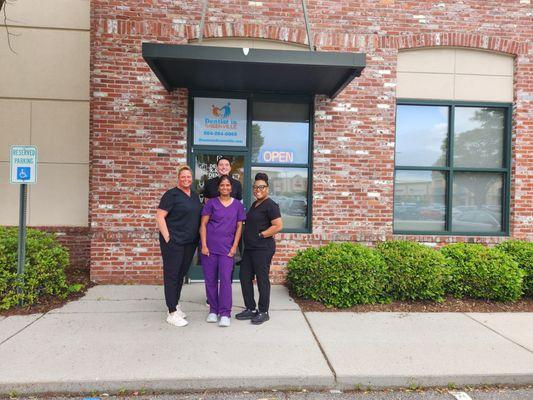 Dentist in GreenVille