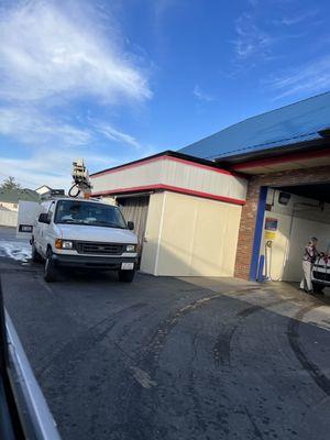 Eric's Utica Car Wash