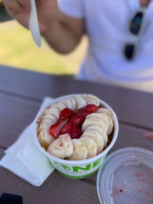 Large açaí bowl