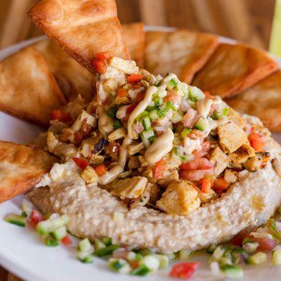 Hummus and pita chips