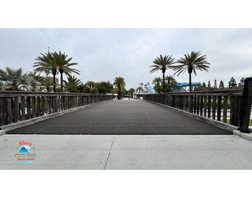 Carpeted and summer-ready.