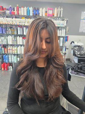 Nary's Beauty Salon & Supply