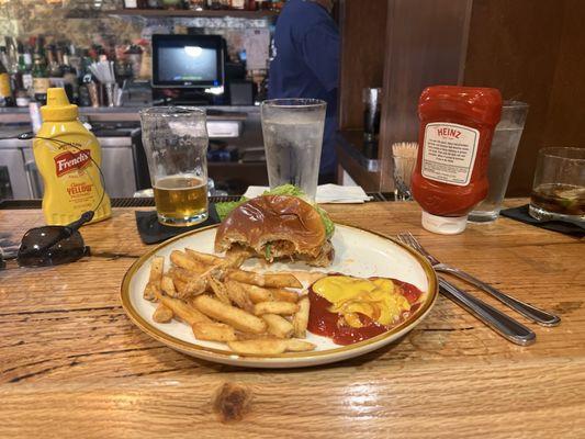 I love me some mustard sauce