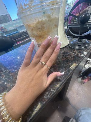 Mode de Vie Nail Lounge & Spa