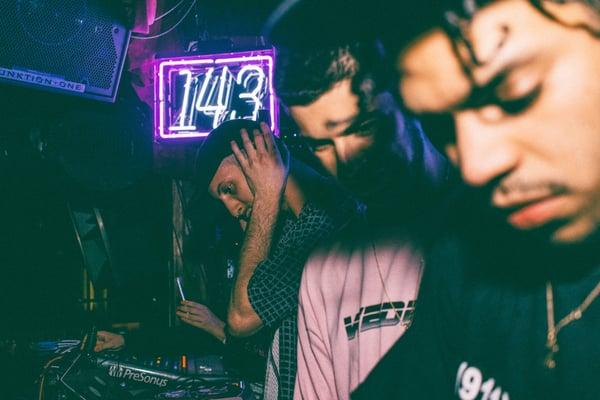 extra condensed x 143