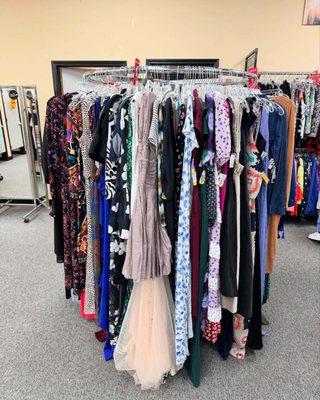 Clothes Mentor Maple Grove, MN