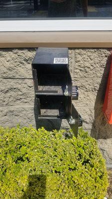 Staff is gone (during store hours) and my keys are nowhere to be found.