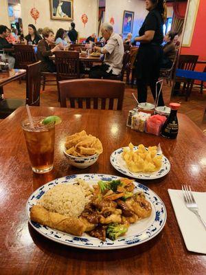 Mencius Gourmet Hunan Restaurant