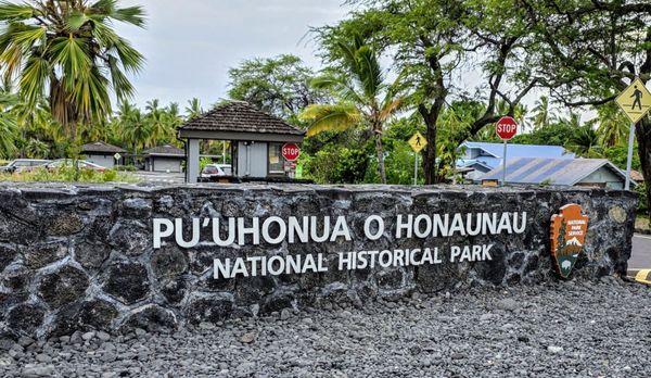 Pu'uhonua O Hōnaunau National Historical Park