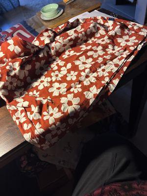 Pants In question-simple knit, straight hem