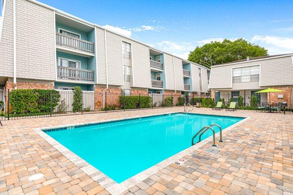 Sparkling Swimming Pool