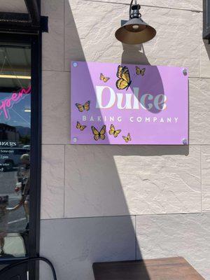 Dulce Baking Co signage