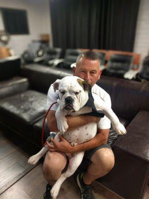 Make yourself at home @the_cut_barbershop_1