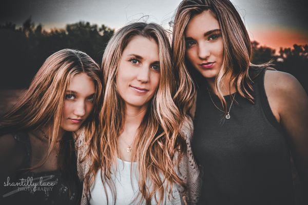 Shantilly Lace Photography