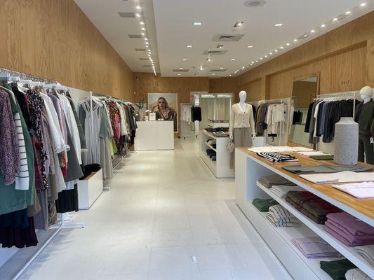 No one in the store!