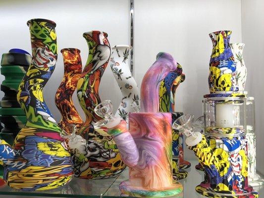 Smoke & Gifts For Less