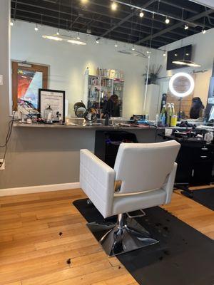 Diana's G Beauty Salon