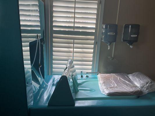 The Colon Cleanse machine