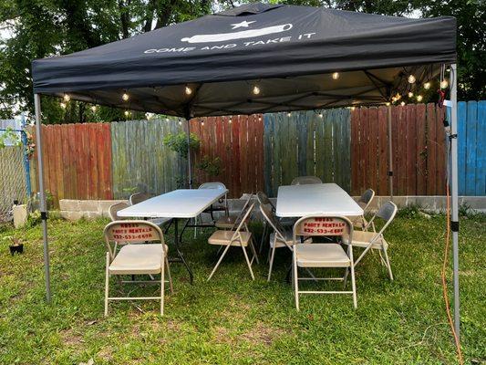 Chat’s Newand Thrifty