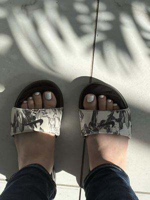 Deluxe pedicure square shape, gel, color