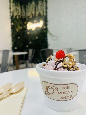 Brownie sundae with bing cherry ice cream
