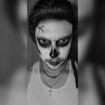 Absolutely Amazing Halloween Makeup!