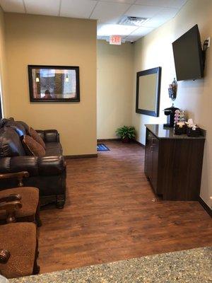 Essential Endodontics