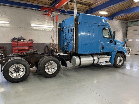 Elkins Truck Service