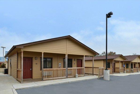 Unique Cabin type lodging with plenty of space.