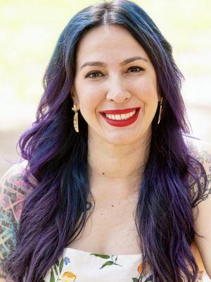 Jacqueline Gonzalez (The Hairstylist)