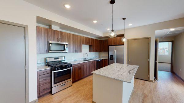 Gorgeous Kitchen Designs with Attractive Granite and Stainless Steel Appliances