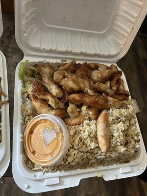 Hibachi chicken and rice with vegetables