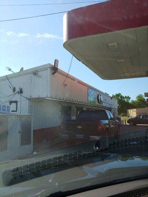 Pony Express Mart in Spurger, Texas