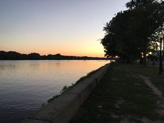 Vandenberg Esplanade