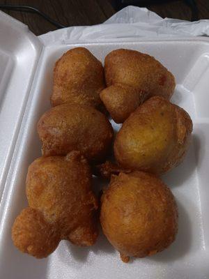 I just bought 6 pieces of marinade for almost nine dollars . What cause of that ? Too expensive !!! Haitians people think they can be rich