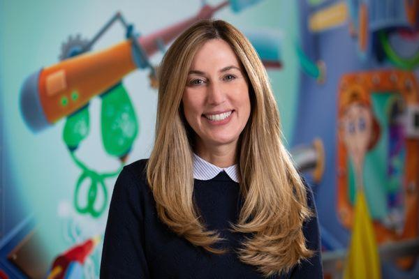 Dr. Robyn Lesser, DMD