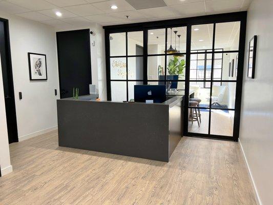 Visit our Pasadena offices to buy or sell your next watch.