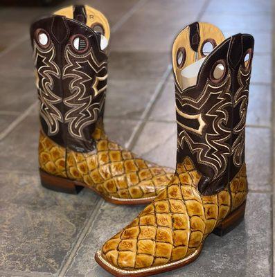 Los Tres Vaqueros Western