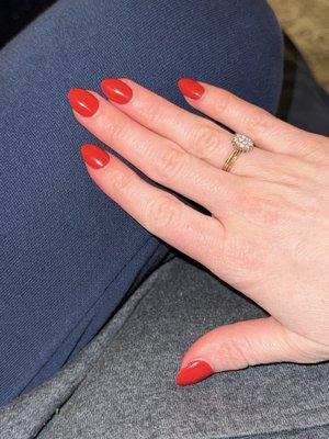 Dutch Tulips SNS oval/almond short by Jimmy (the best). Very clean and super nice staff every time I've been here.