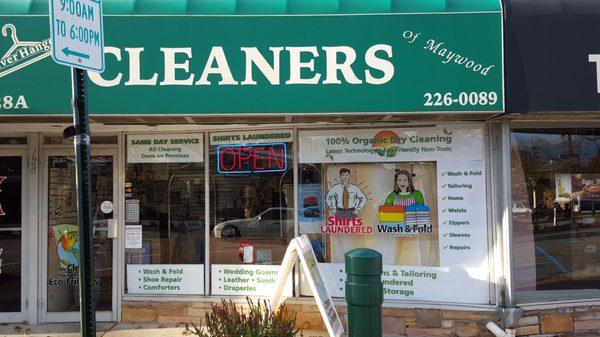 Silver Hanger Cleaners of Maywood