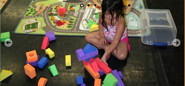 Art Classes at Move Make Create