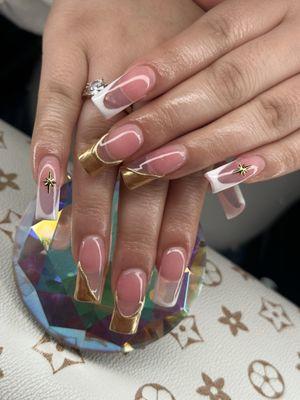 Acrylic nails