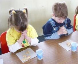 We say thanks to God before we have our snack.