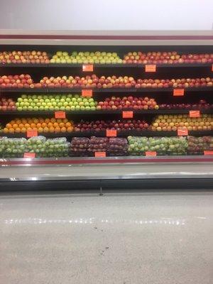 Look at this nice and pretty organized Apple stand!