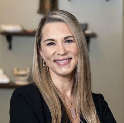 Bethany Cunha, Founder and Practitioner at Flow